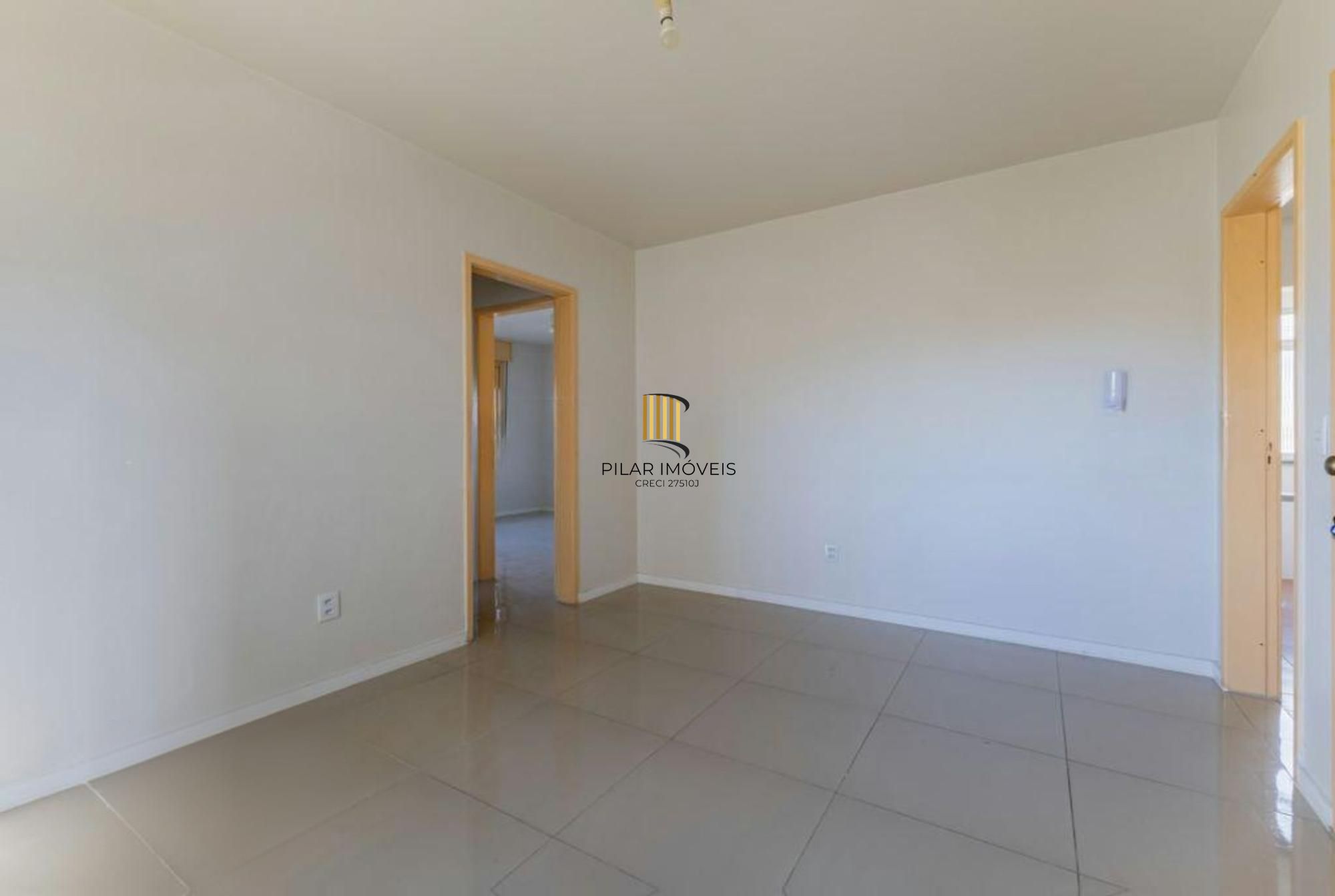 Apartamento com 2 quartos, vaga coberta e sol da manha no bairro Santana