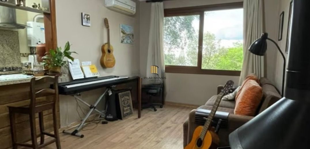 Apartamento de 1 quarto, churrasqueira, lareira,1 vaga no bairro Santa Tereza