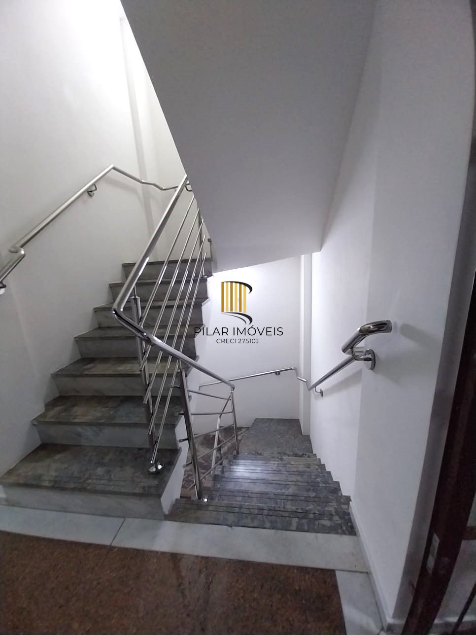 Apartamento 1 dormitório, elevador à venda Rua Albion