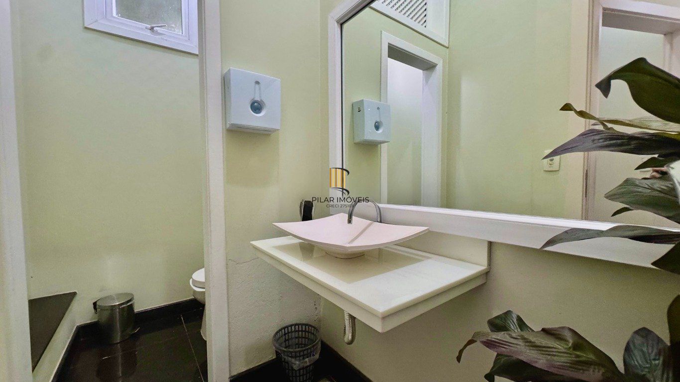 Casa com 4 Quartos e 4 banheiros, 600 m² por R$ 3.790.000 no Jardim Lindóia.