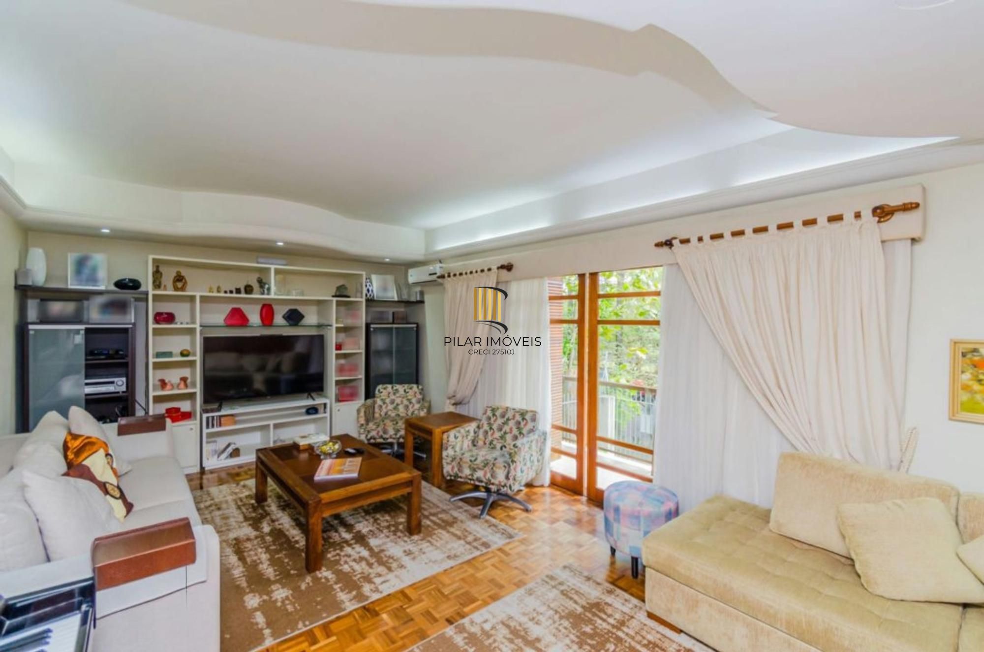 Casa à venda no Jardim Lindóia com piscina e 6 vagas