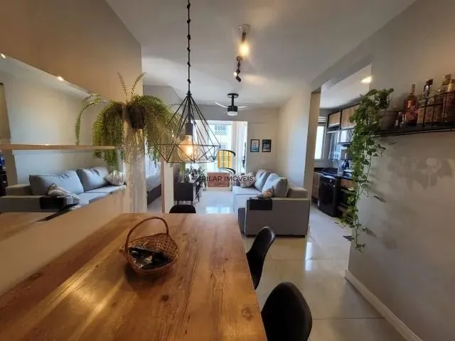 Apartamento 2 Dorm com Elevador e Vaga na Protásio Alves