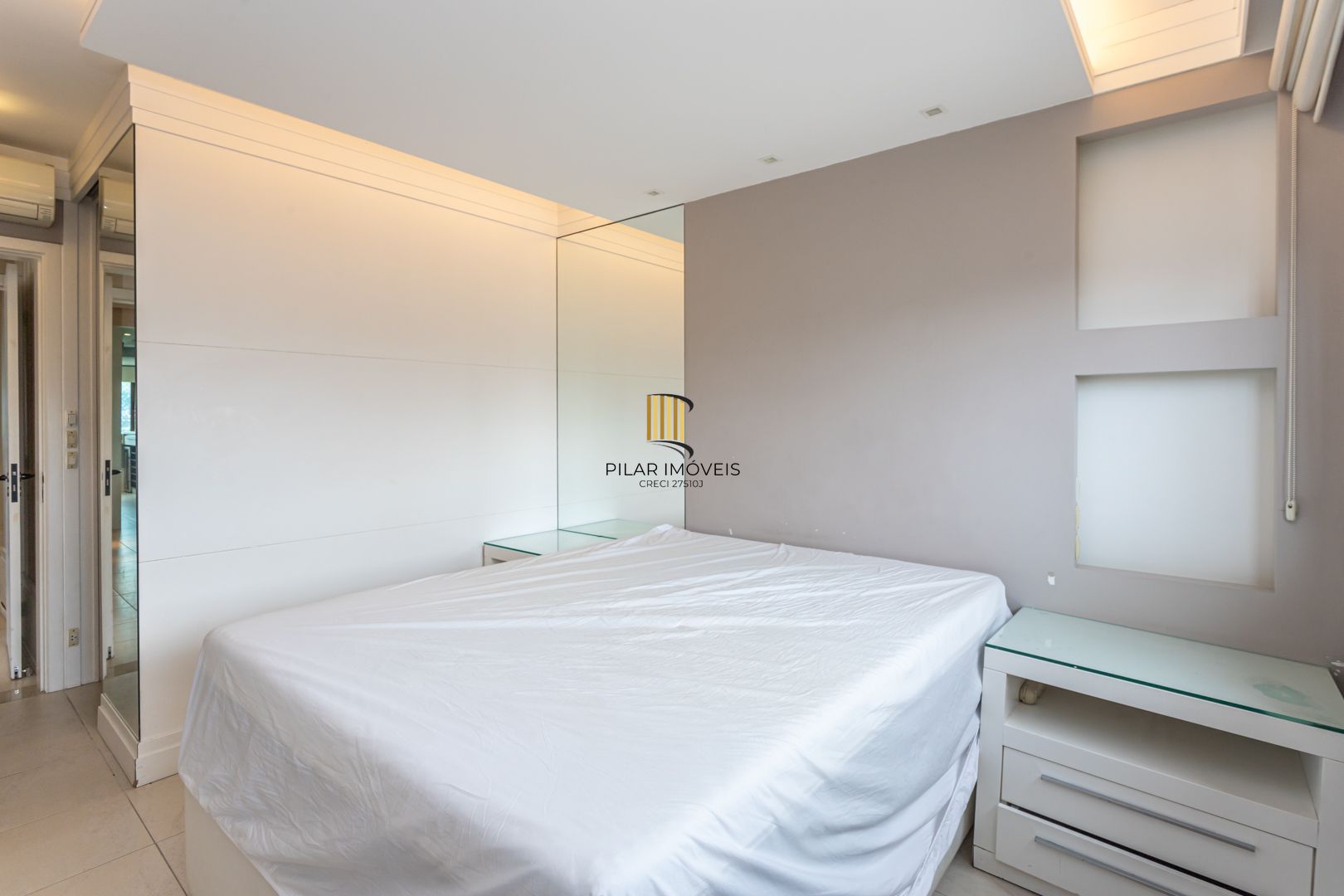 Apartamento de 97m², 2 dormitórios,1suíte, 3 vagas de garagem na rua Guararapes