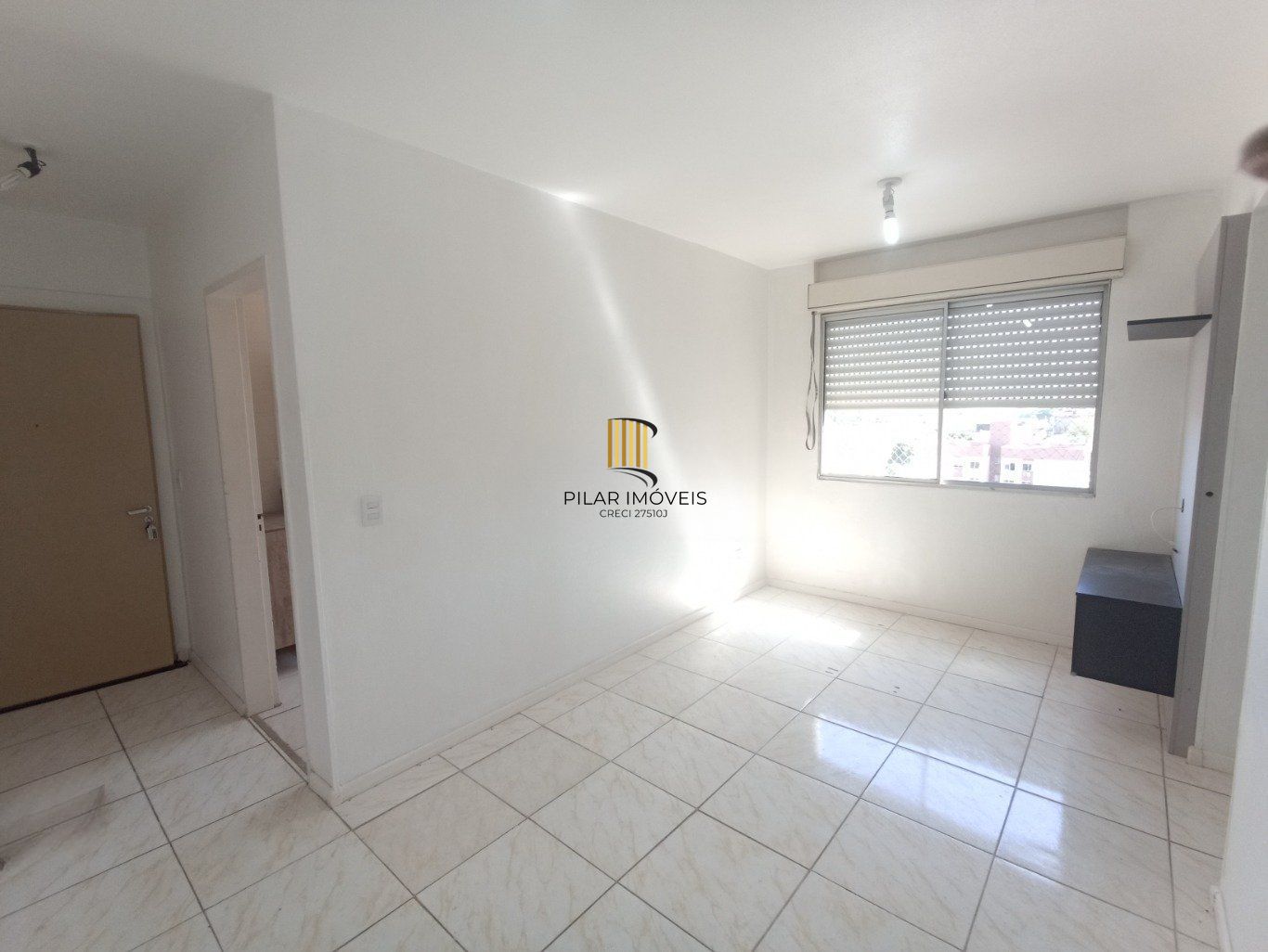 Apartamento com 2 dormitórios, 1vaga de garagem e elevador no centro de Canoas.