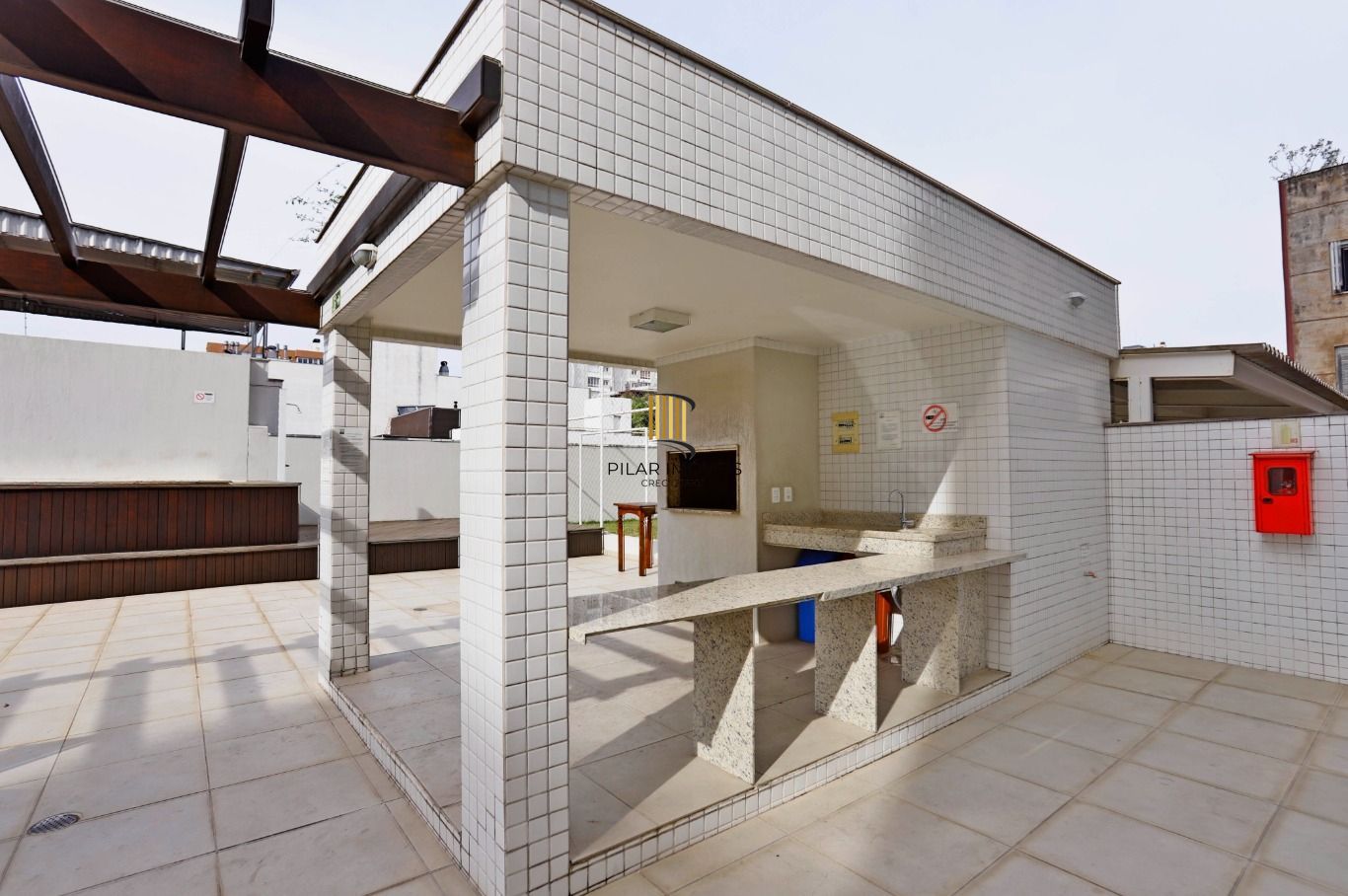 Apartamento com 2 quartos (1suíte) e 2 vagas de garagem no Bairro Santana