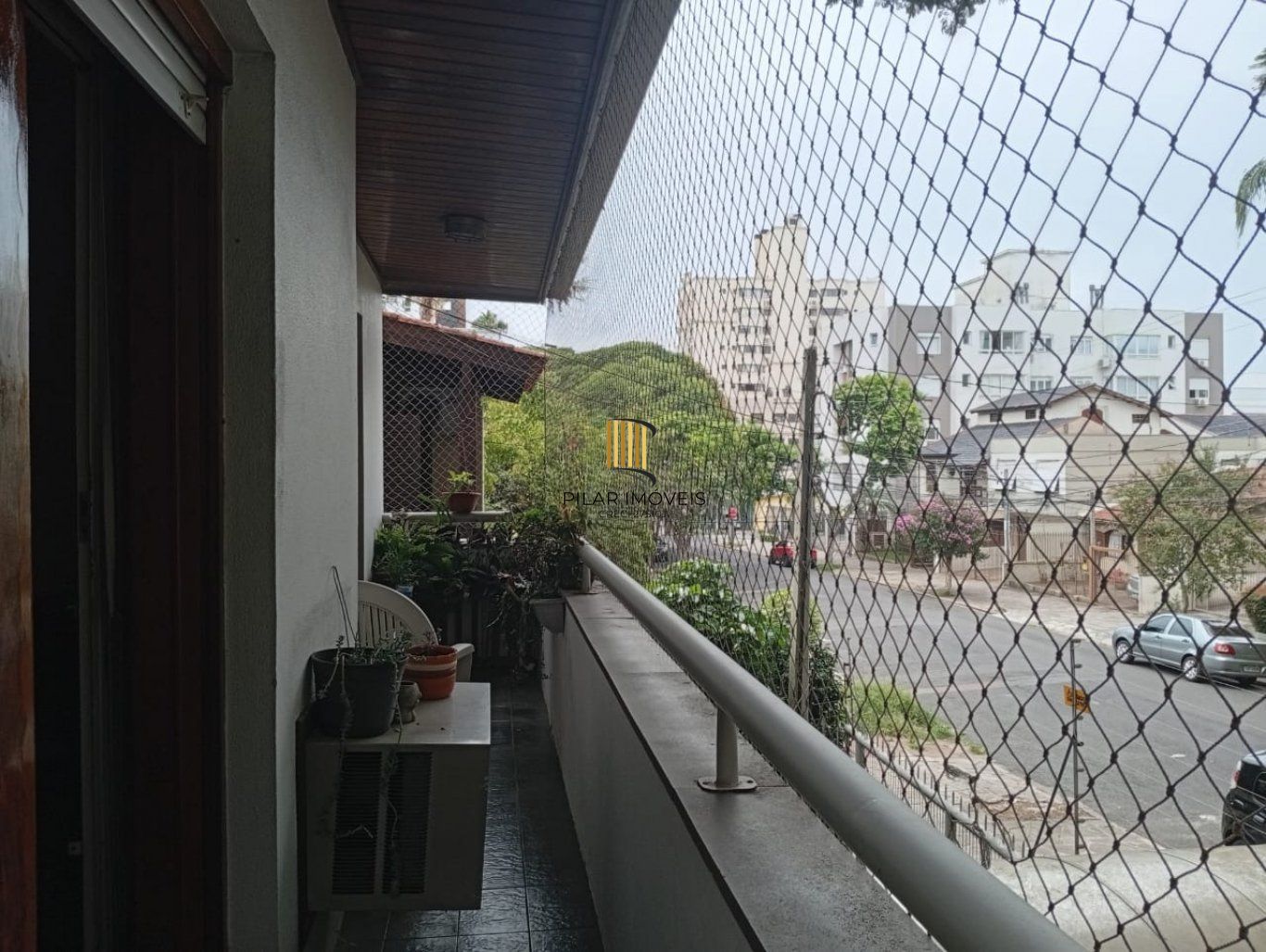 Apartamento com 3 quartos, vaga e sacada no bairro Jardim botânico