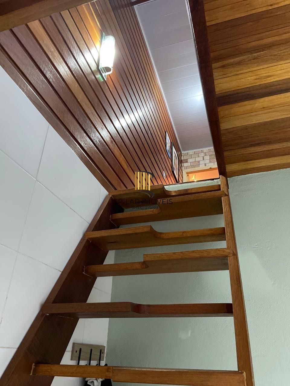 Casa 3 dormitórios no Bairro Ponta Grossa