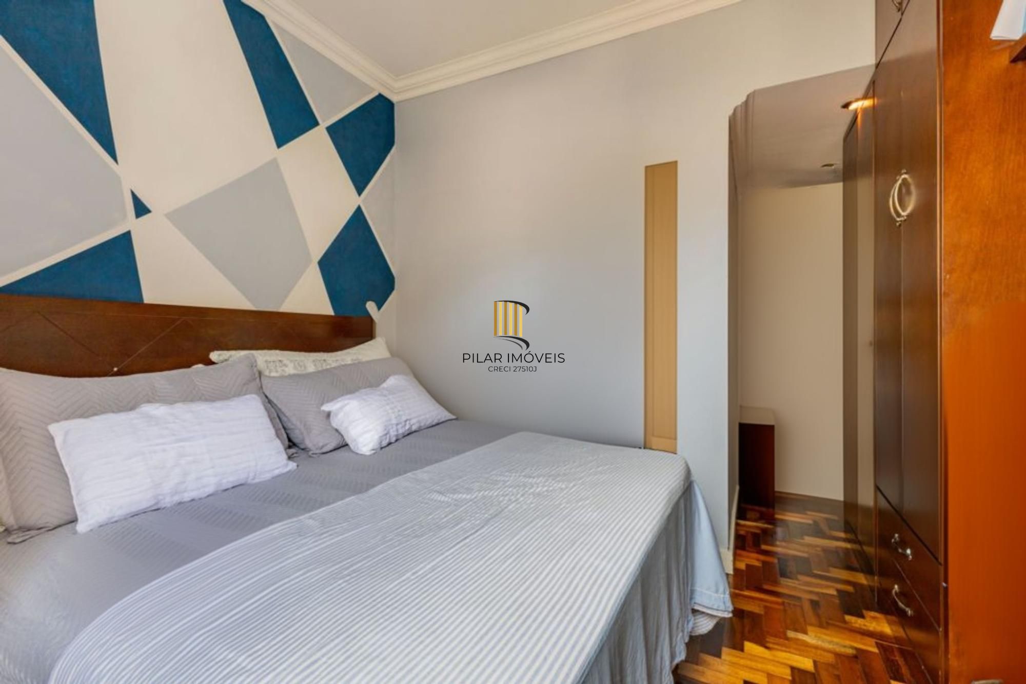 Apartamento Térreo, 3 quartos e varanda separada no bairro Rio Branco