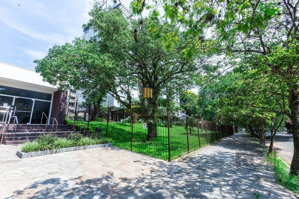 Apartamento com 3 quartos(1 suíte) e 1 vaga de garagem no Bairro Jardim Lindóia