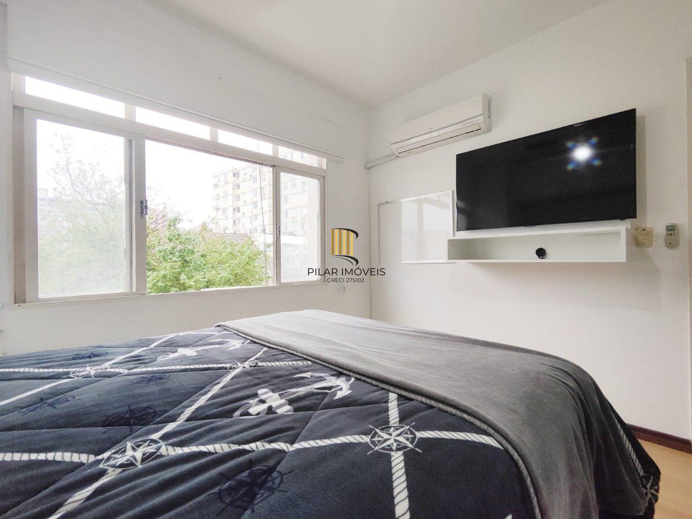 Apartamento à venda com 1 dormitório no Bairro Cidade Baixa