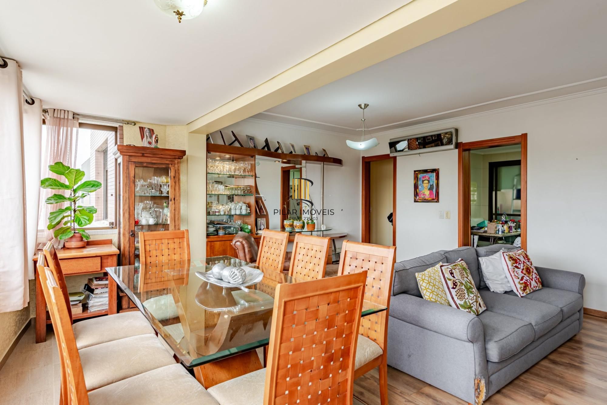 Apartamento 3 Dorm, 2 vagas e Elevador, com Vista para o Guaíba e vaga Dupla.