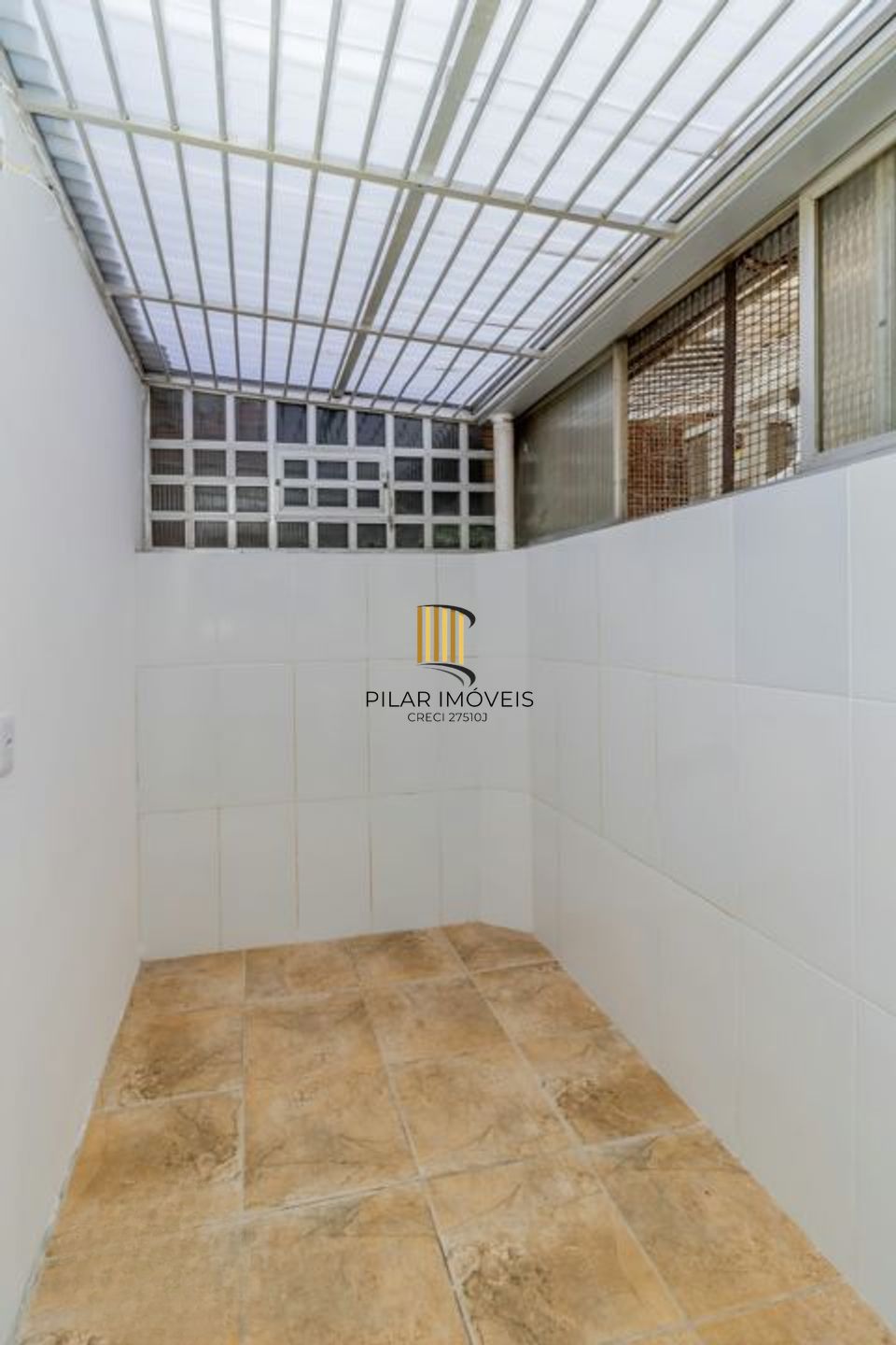 Apartamento Térreo 2 Dormitórios no Jardim Botânico – Amplo e Iluminado