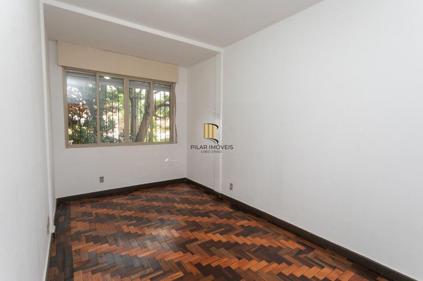 Apartamento à venda com 3 Dormitorios 80 m² no Bairro Petropolis