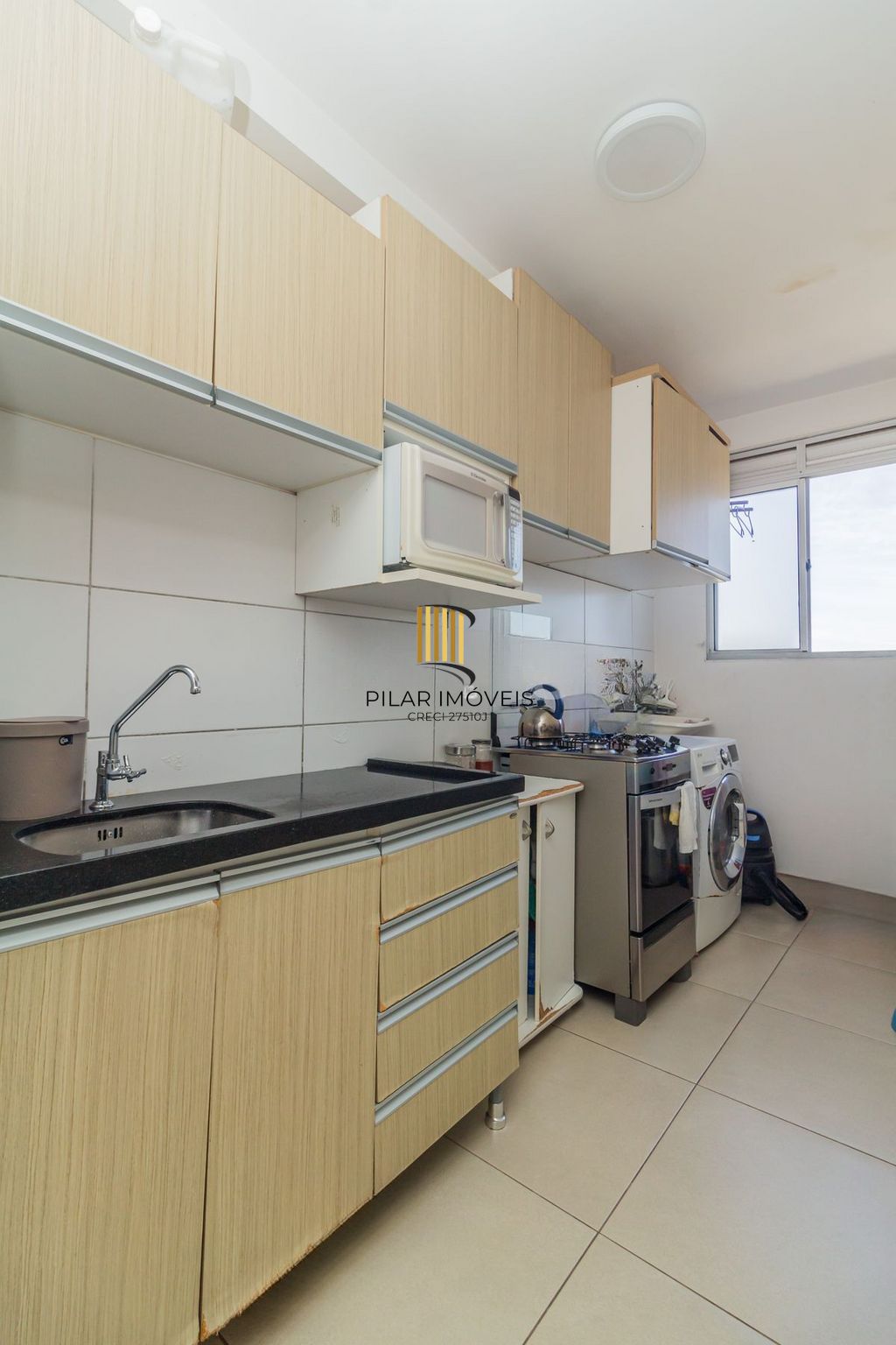 Apartamento com 2 quartos e 1 vaga de garagem no Bairro Sarandí