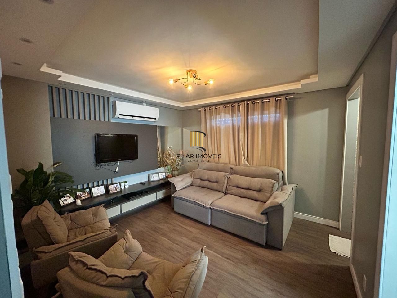 Casa com 3 dormitórios em Cachoeirinha