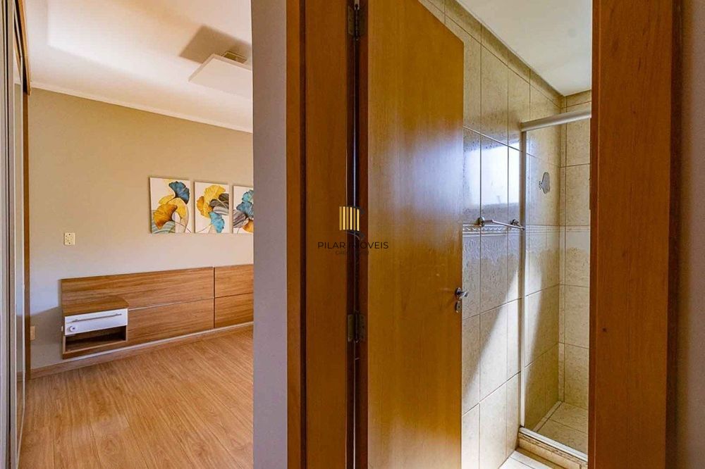 Apartamento de 2 quartos, elevador e 2 vagas no bairro Auxiliadora.