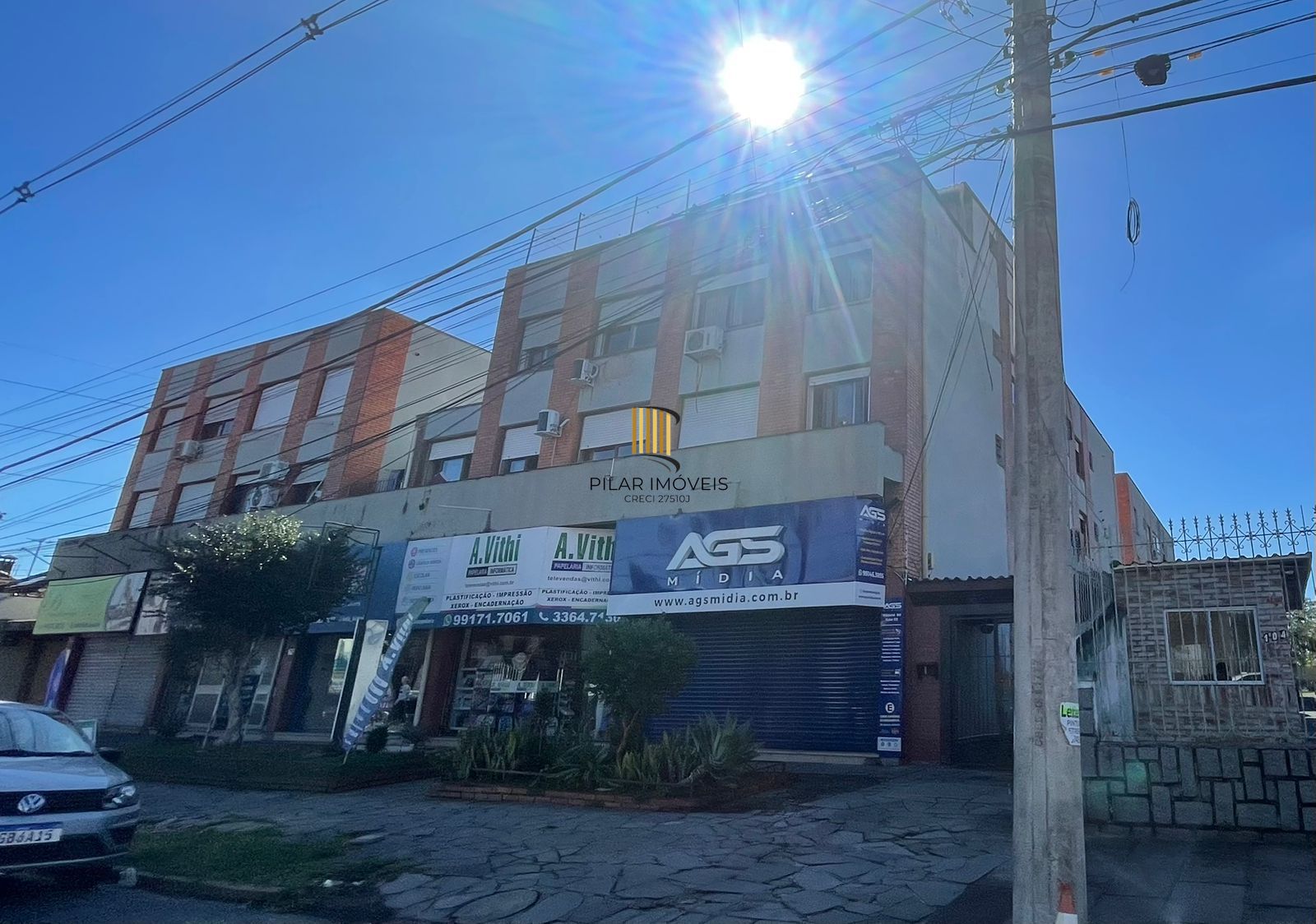 Apartamento com 66 m2 localizado na Rua Abaeté no Bairro Sarandi