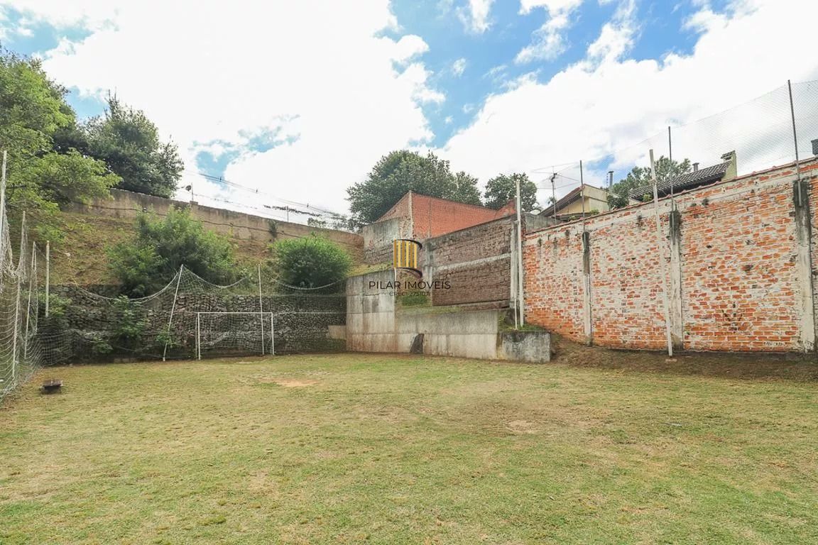 Apartamento com 3 quartos e 1 vaga à venda em Rio Branco, Porto Alegre.