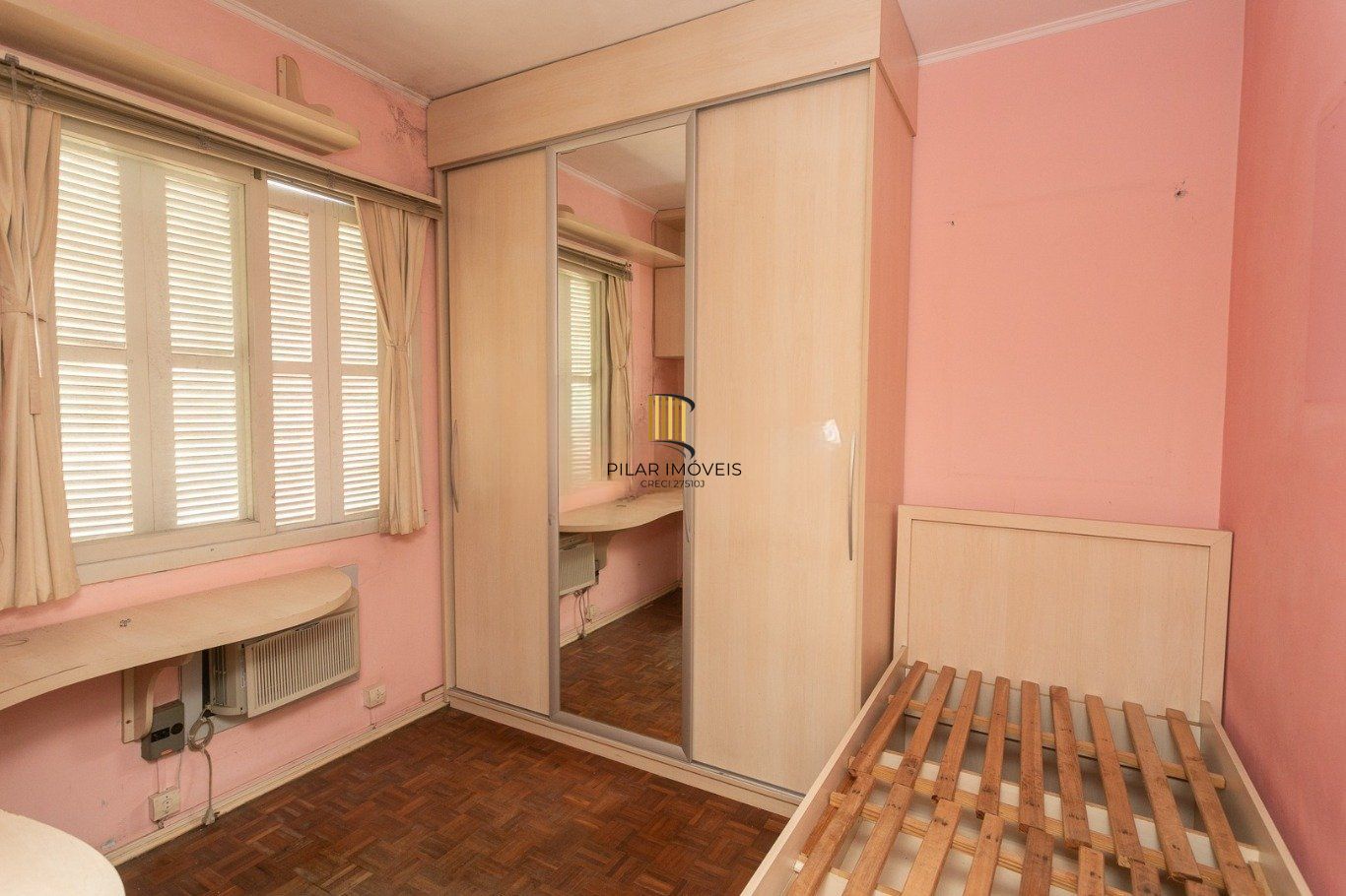 Apartamento de 2 dormitórios no bairro Jardim Lindóia