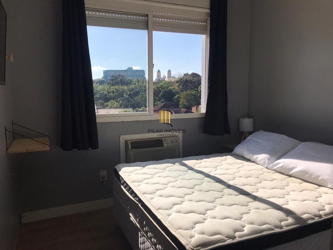 Apartamento à venda 1 quarto, com vaga no bairro Teresópolis.