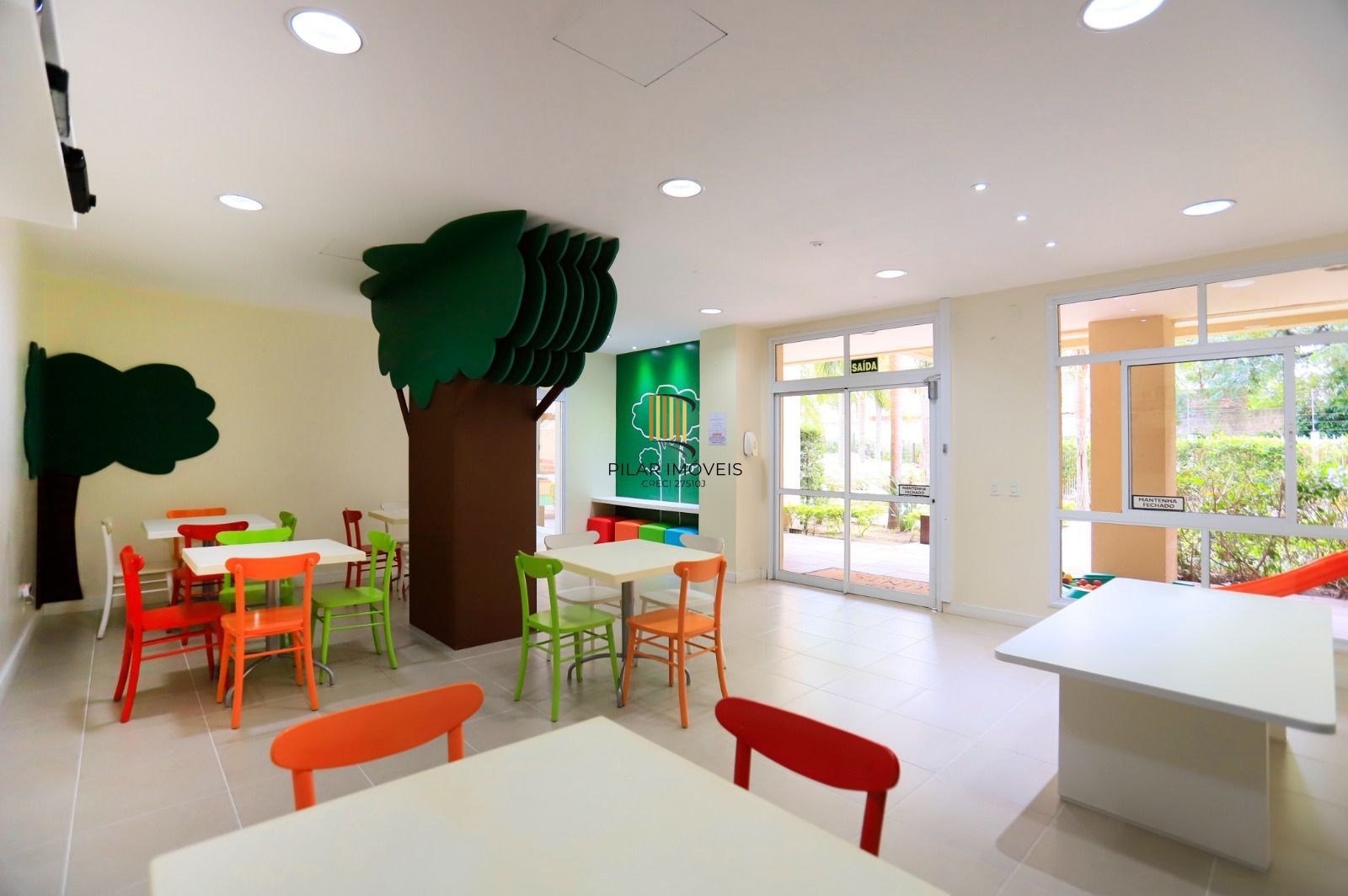 Apartamento de 2 dormitórios no bairro Jardim Lindóia