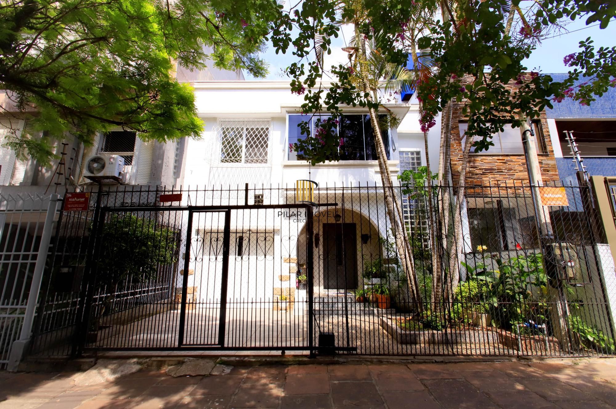 Casa de 4 quartos, 3 banheiros, 3 vagas no bairro Rio Branco