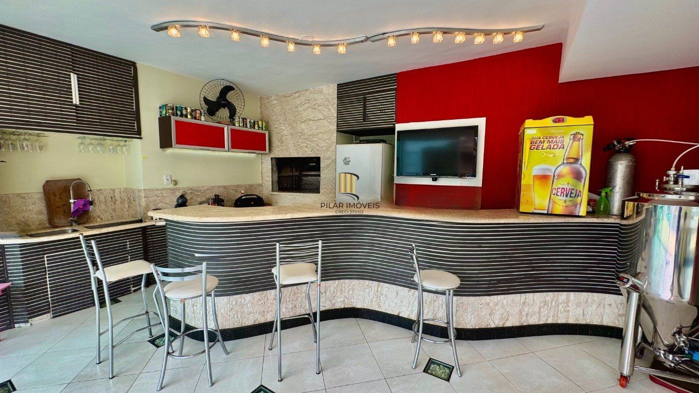 Casa com 4 Quartos e 4 banheiros, 600 m² por R$ 3.790.000 no Jardim Lindóia.