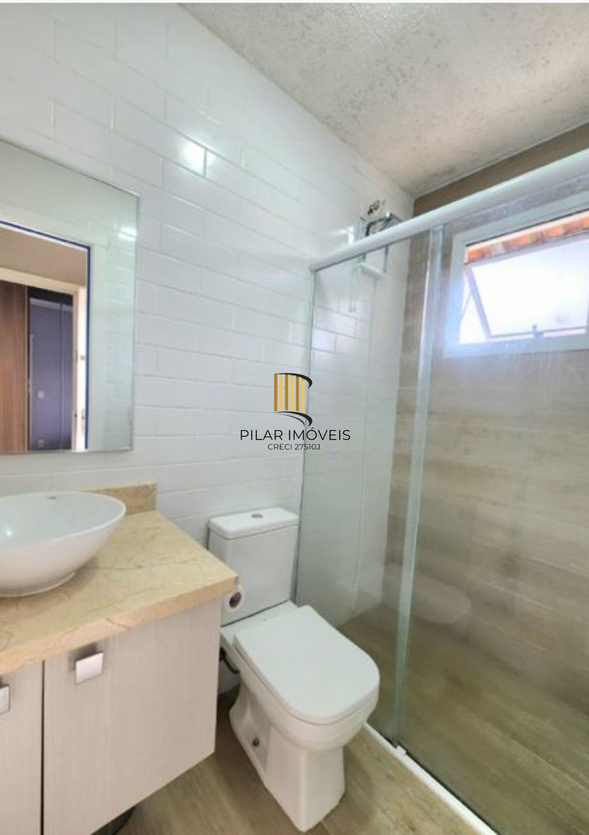 Casa em Condomínio com 2 quartos e 73m² à venda em Jardim Algarve, Alvorada.