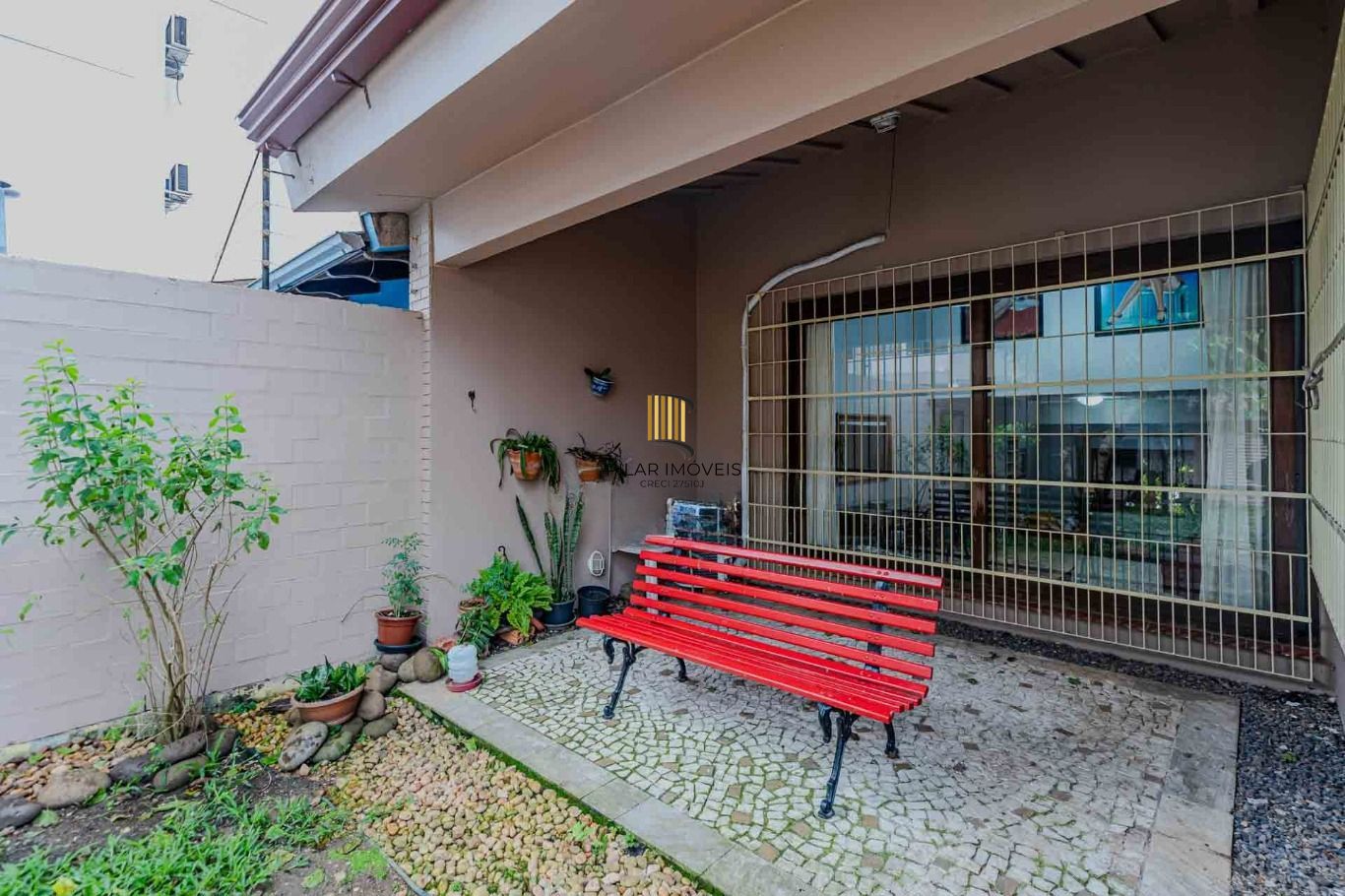 Casa com 3 quartos e 4 vagas no Bairro Vila Ipiranga