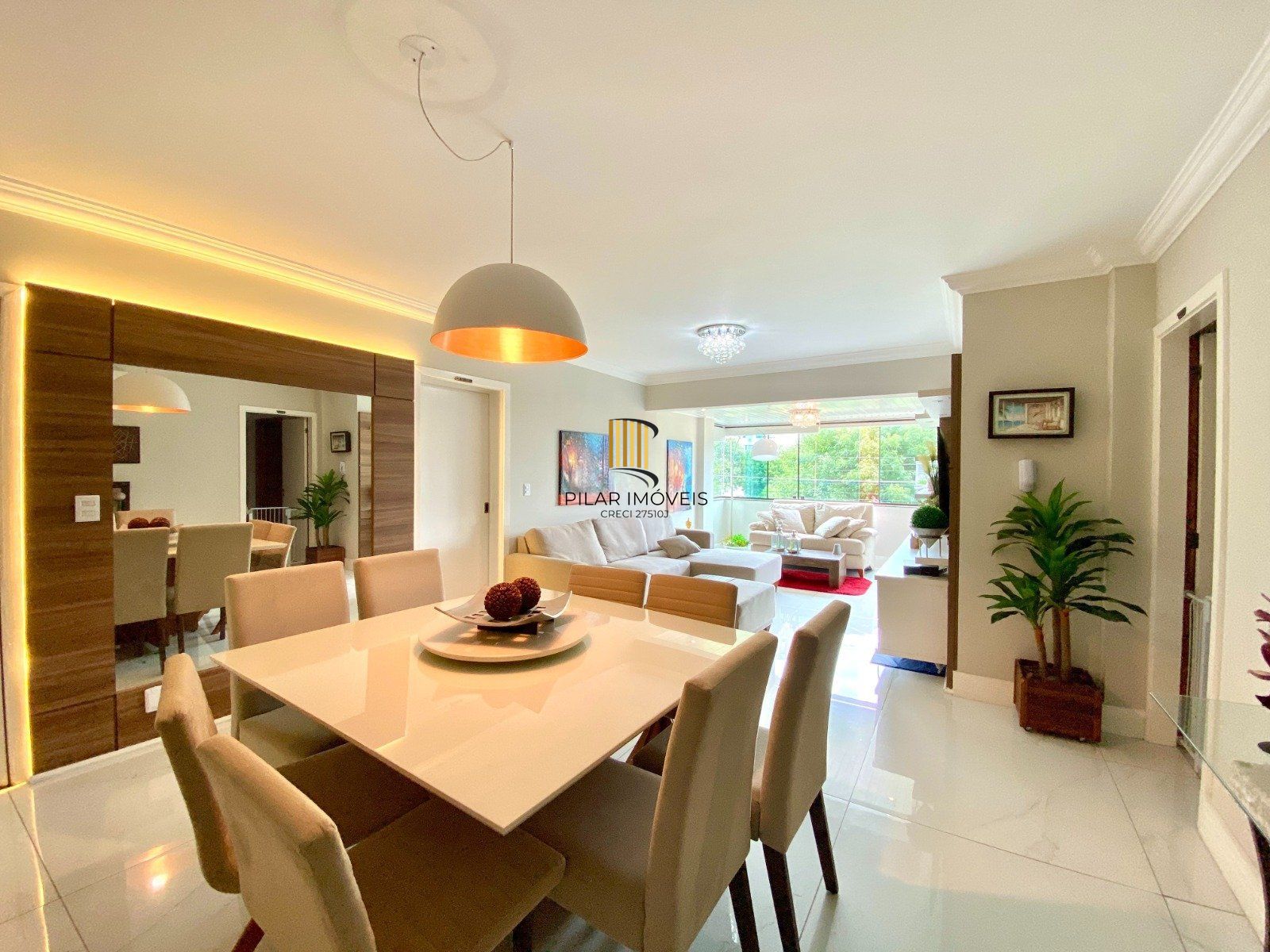 Apartamento com 3 quartos, 2 vagas e elevador no Bairro Vila Ipiranga