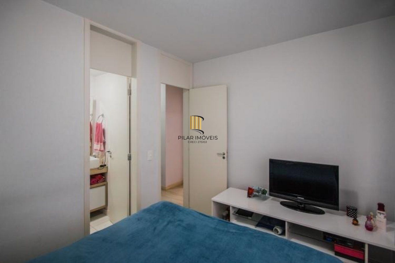 Apartamento com 3 quartos, vaga de garagem e elevador No Bairro Morro Santana