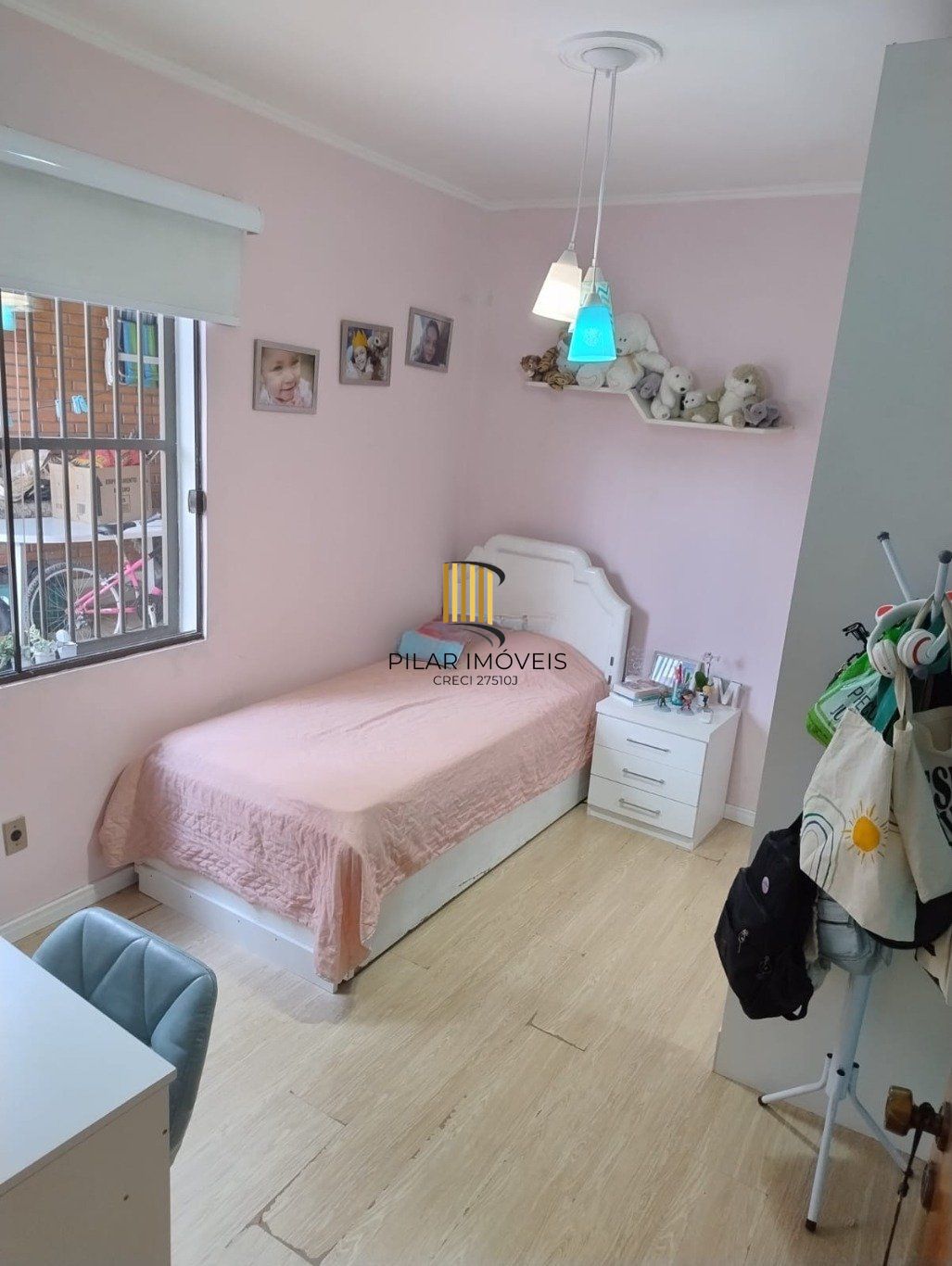 Apartamento 3 quartos com suíte e pátio com 2 vagas no Bairro Passo da Areia