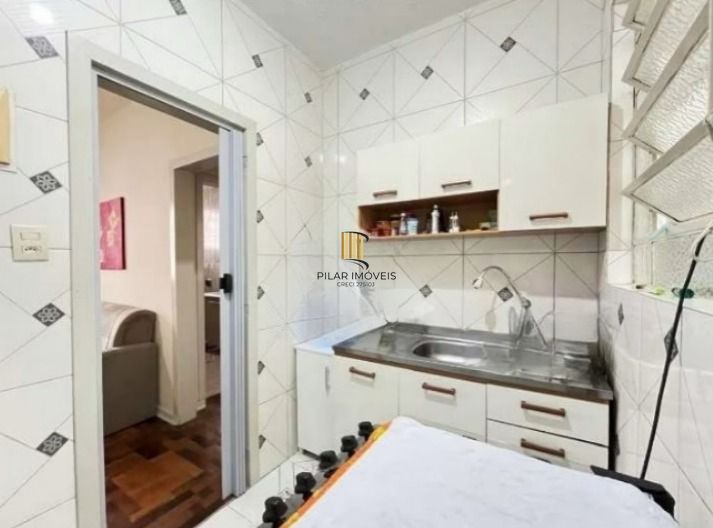 Apartamento de 2 dormitórios no bairro Santana
