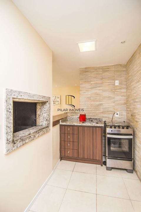 Apartamento 2 dormitórios, 1 suíte, churrasqueira, 1 vaga e elevador no Sarandi