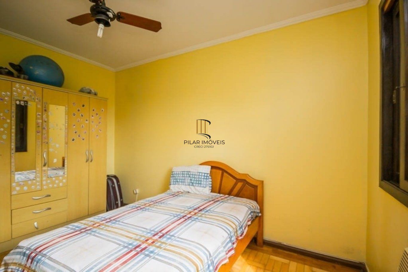 Apartamento à venda com 2 quartos 75 m² no Bairro Menino Deus