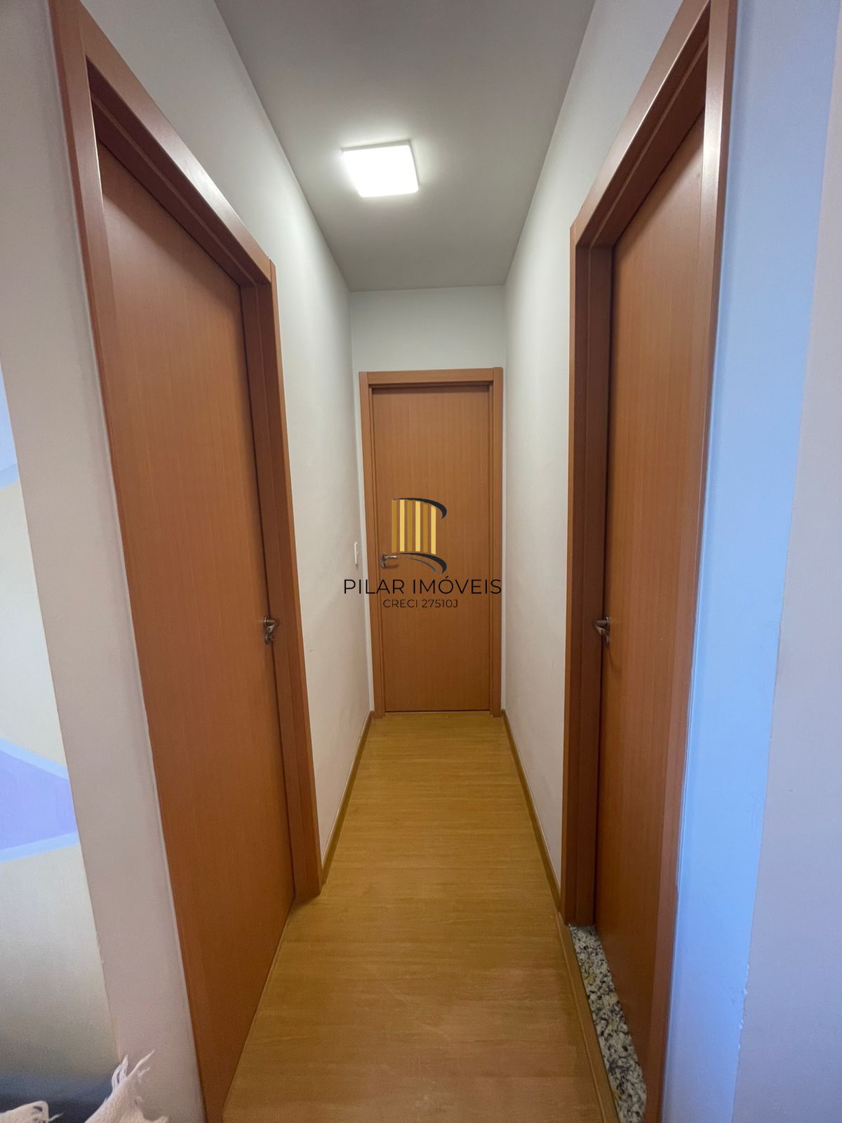 Apartamento com Sacada Linda Vista com 1 vaga de garagem Santa Fé Porto Alegre