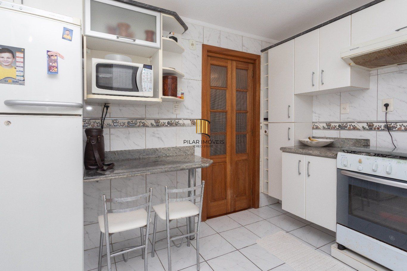 Apartamento com 3 quartos e 1 vaga à venda em Rio Branco, Porto Alegre.