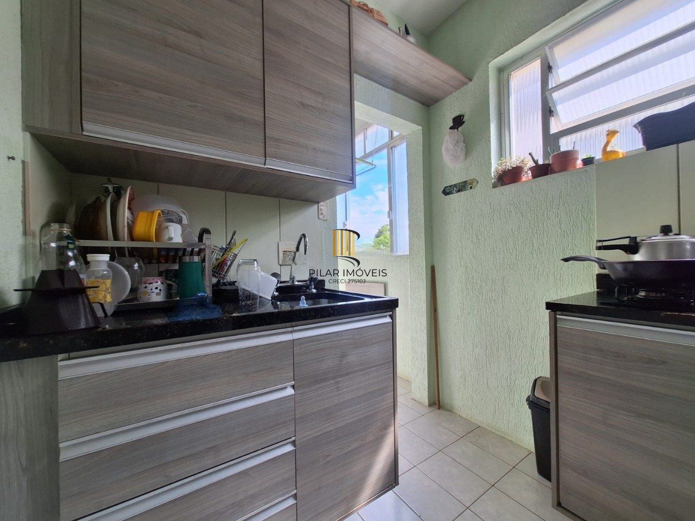 Apartamento à venda com 3 quartos 78 metros privativos no Bairro Menino Deus