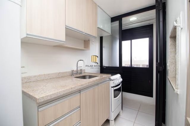 Apartamento de 1 dormitório e elevador no bairro Menino Deus Porto Alegre.
