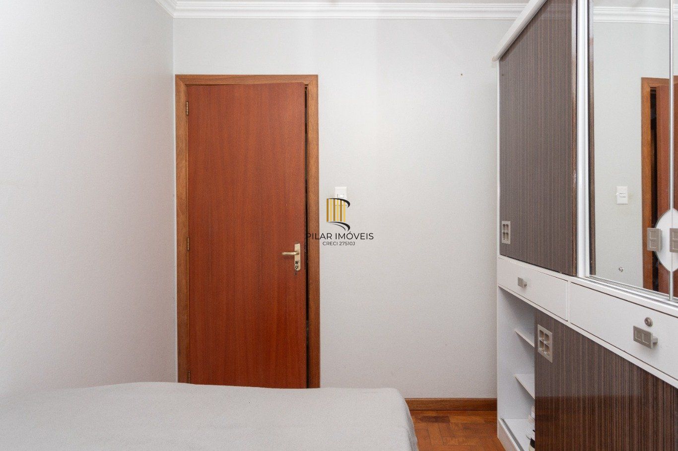 Apartamento com 3 quartos e 1 vaga à venda em Rio Branco, Porto Alegre.