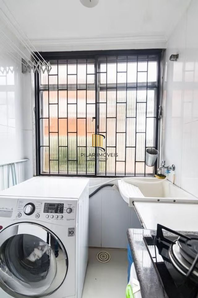 Apartamento de 1 dormitório no Bairro Jardim do Salso em Porto Alegre.