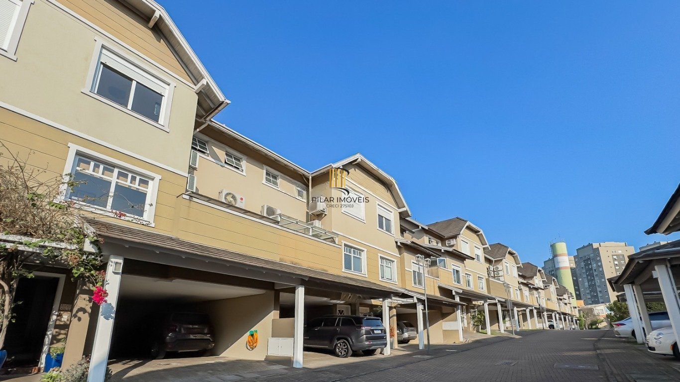 Casa em Condomínio, 3 Quartos, Suíte e 3 Vagas no Jardim Carvalho, Porto Alegre
