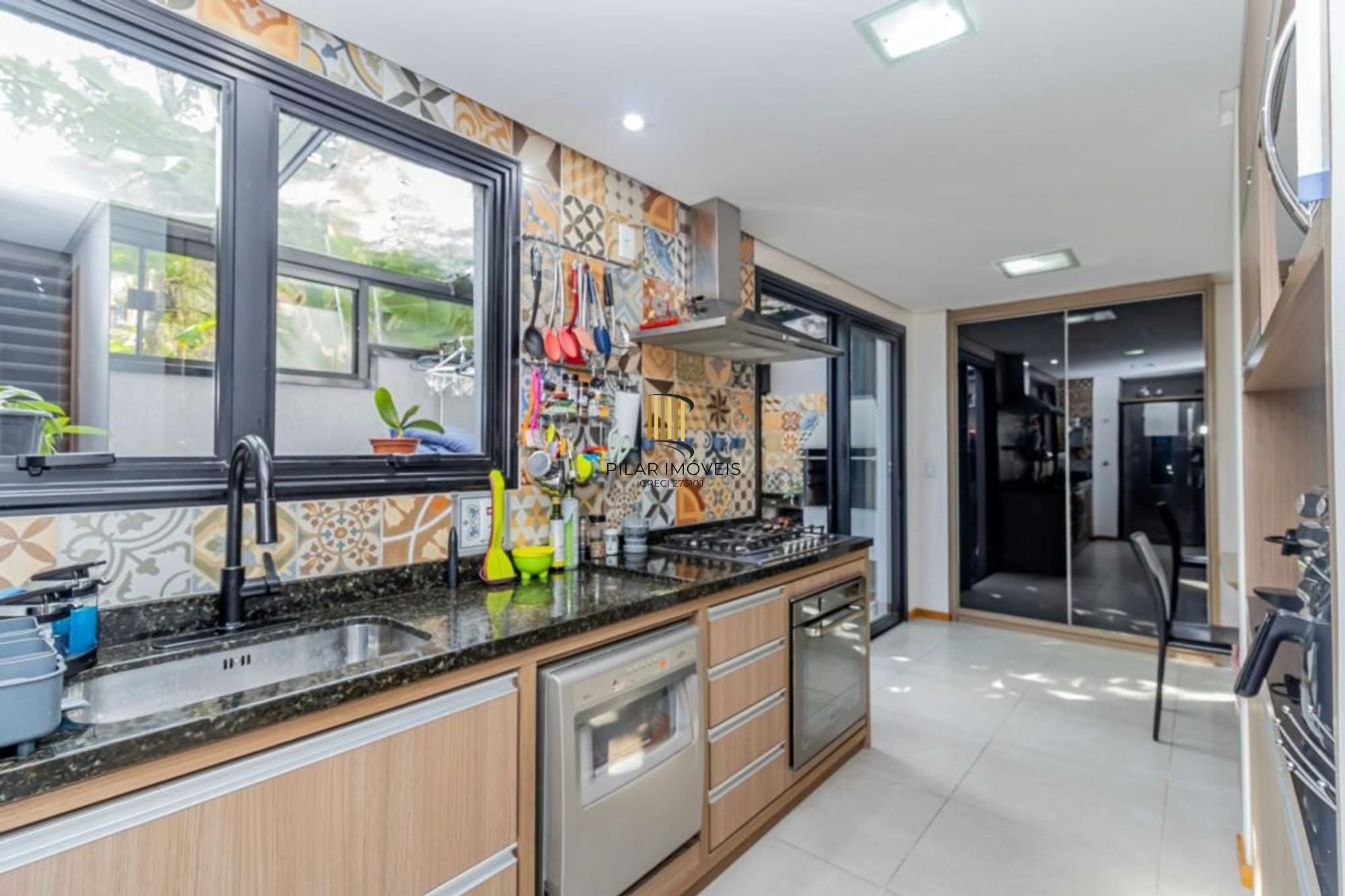 Casa em Condomínio à venda com 2 quartos 212 m² no Tristeza