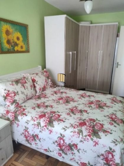 Apartamento de 2 dormitórios com 1 vaga de garagem no bairro Passo da Areia