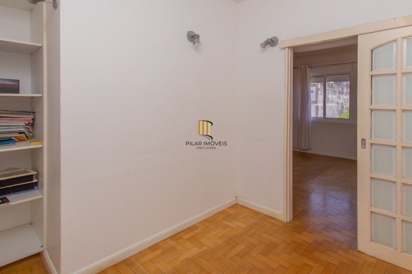 Apartamento garden, 3 dormitórios, 2 suítes, e 131m² privativos no Menino Deus.