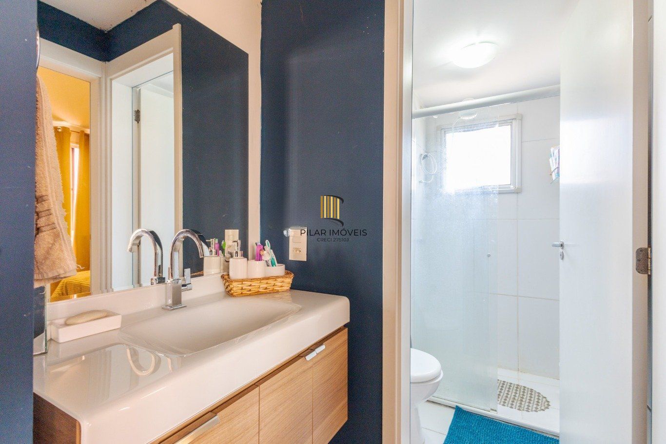 Apartamento semi mobiliado 2 quartos e 1 vaga no bairro Sarandi