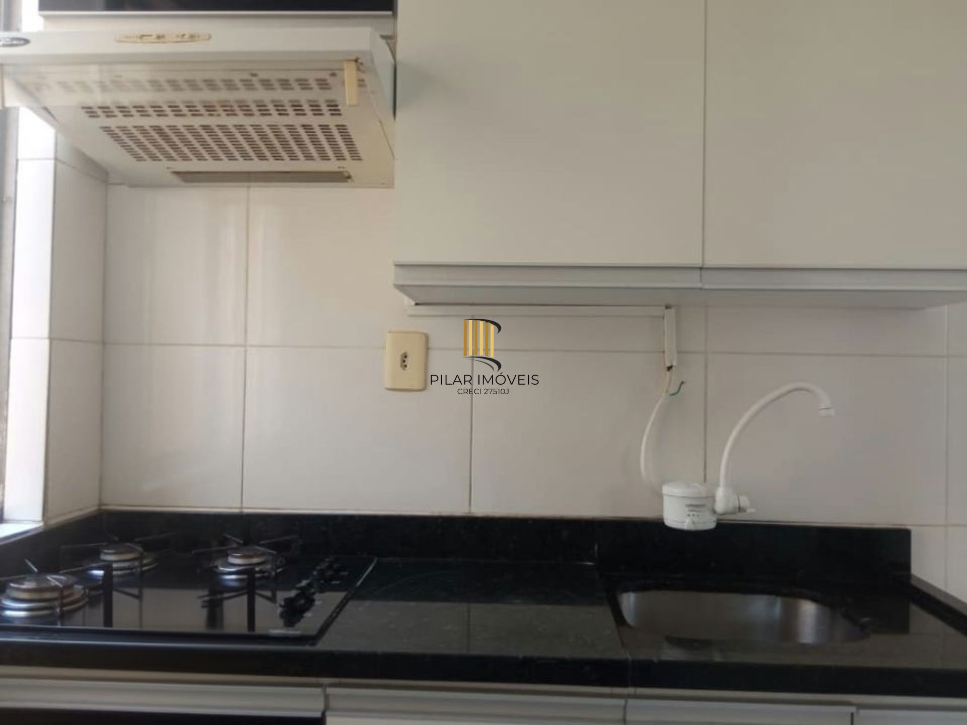 Apartamento com 2 quartos, vaga e salão de festa no bairro Passo das Pedras.