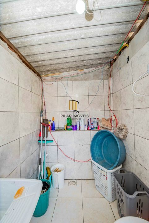 Casa com 3 quartos e 4 vagas à venda em Vila Nova