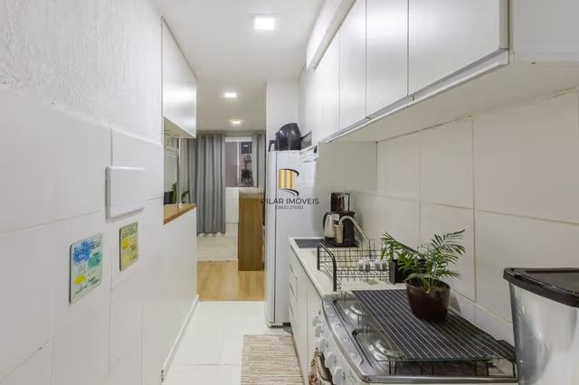 Apartamento de 2 quartos e 1 vaga de garagem em Canoas.