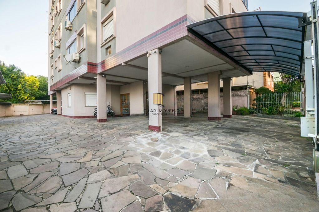 Cobertura 2 Dormitórios com Elevador, Terraço e Churrasqueira no Sarandi